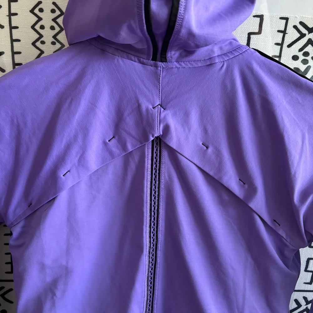 Ivivva‎ Jacket - Picture 8 of 11